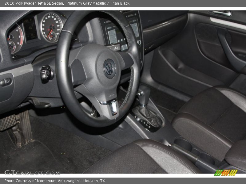 Platinum Grey Metallic / Titan Black 2010 Volkswagen Jetta SE Sedan