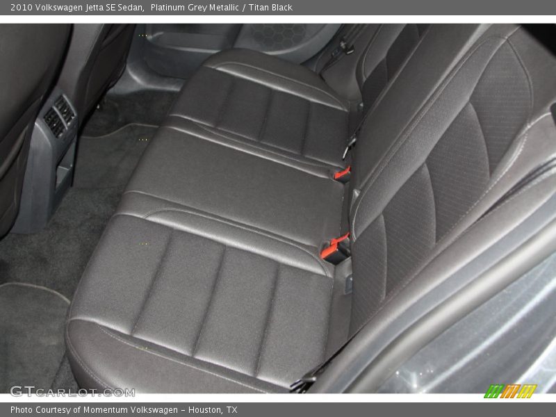 Platinum Grey Metallic / Titan Black 2010 Volkswagen Jetta SE Sedan