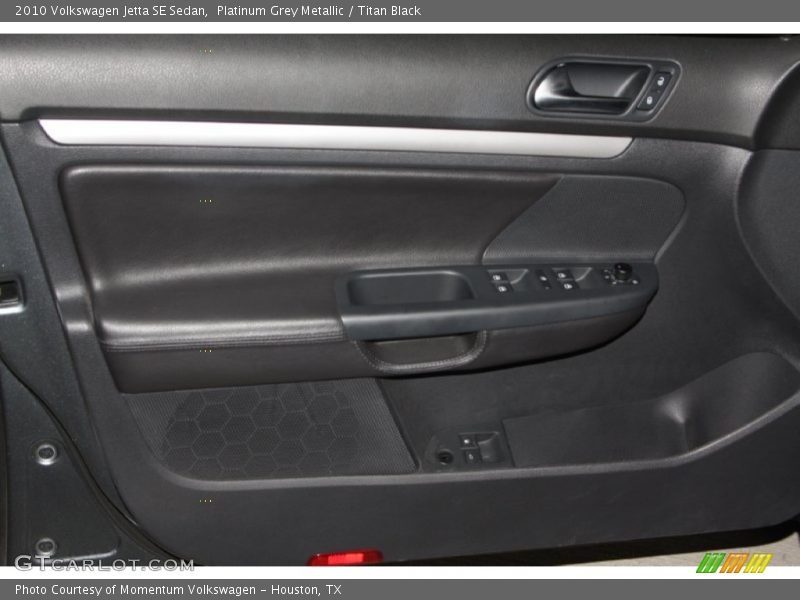 Platinum Grey Metallic / Titan Black 2010 Volkswagen Jetta SE Sedan