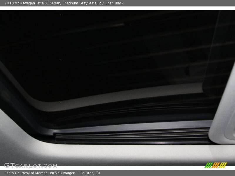 Platinum Grey Metallic / Titan Black 2010 Volkswagen Jetta SE Sedan