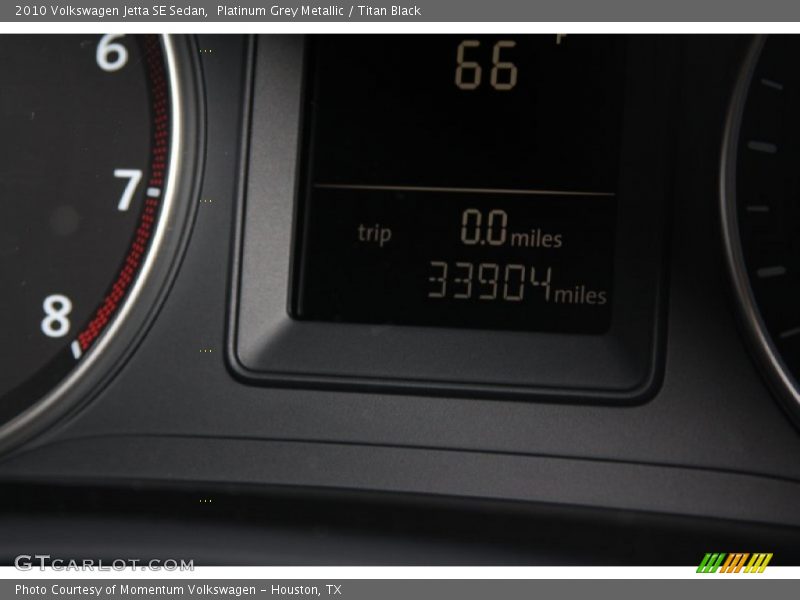 Platinum Grey Metallic / Titan Black 2010 Volkswagen Jetta SE Sedan