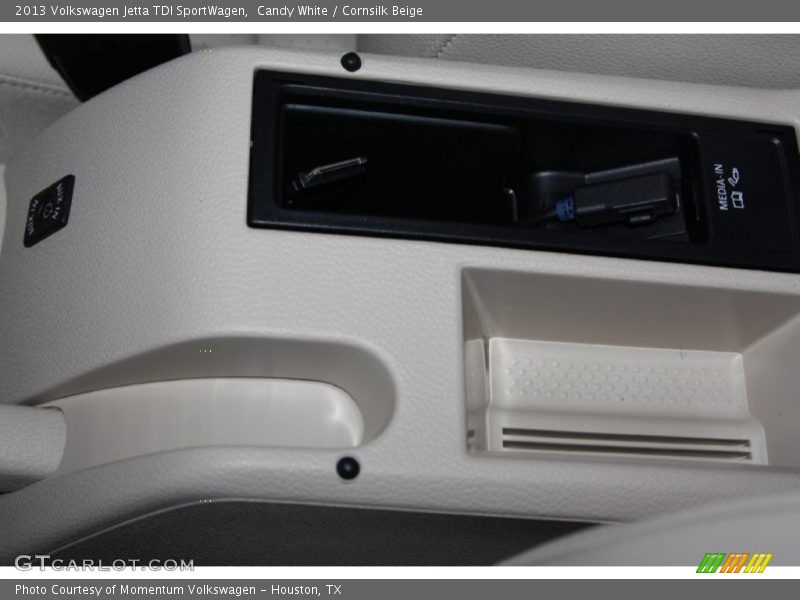 Candy White / Cornsilk Beige 2013 Volkswagen Jetta TDI SportWagen