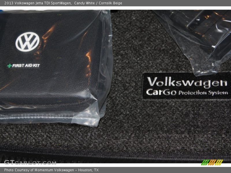 Candy White / Cornsilk Beige 2013 Volkswagen Jetta TDI SportWagen