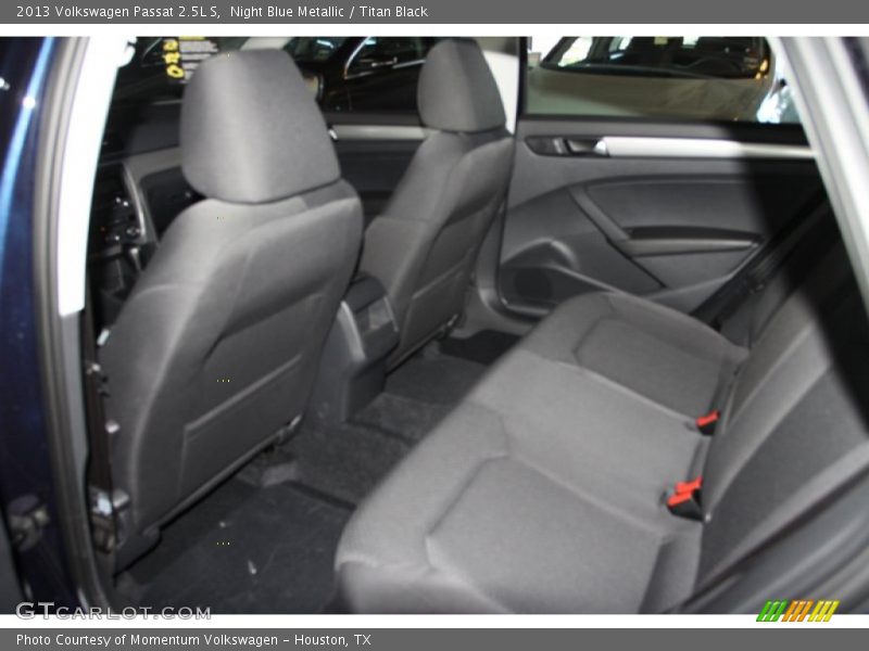Night Blue Metallic / Titan Black 2013 Volkswagen Passat 2.5L S