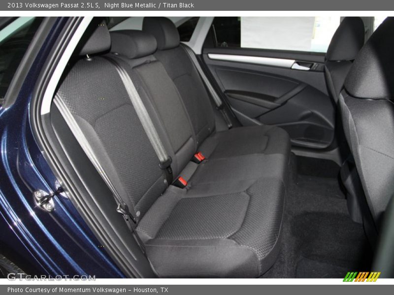 Night Blue Metallic / Titan Black 2013 Volkswagen Passat 2.5L S