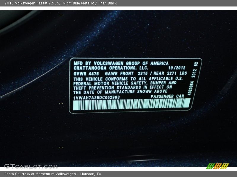 Night Blue Metallic / Titan Black 2013 Volkswagen Passat 2.5L S
