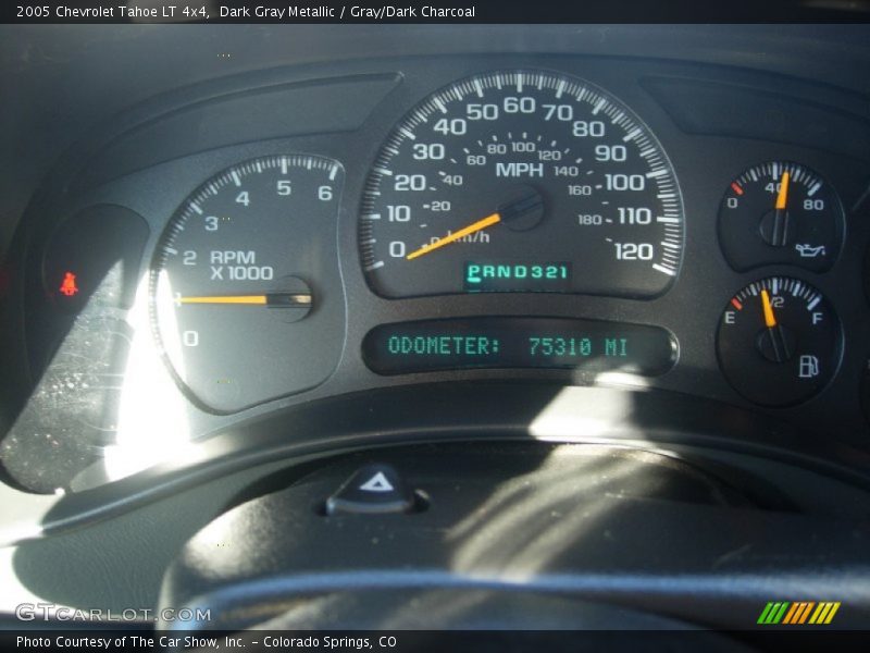 Dark Gray Metallic / Gray/Dark Charcoal 2005 Chevrolet Tahoe LT 4x4