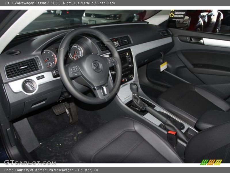 Night Blue Metallic / Titan Black 2013 Volkswagen Passat 2.5L SE