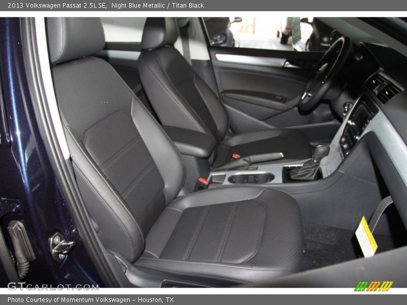 Night Blue Metallic / Titan Black 2013 Volkswagen Passat 2.5L SE