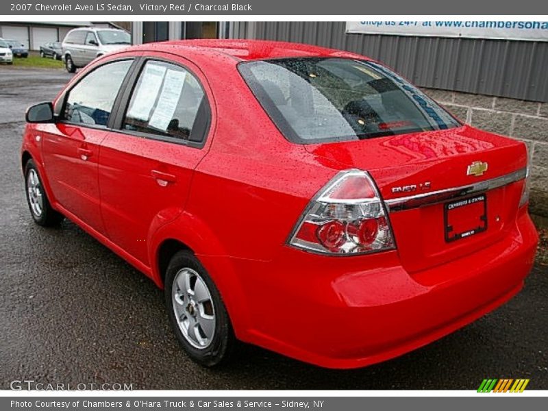 Victory Red / Charcoal Black 2007 Chevrolet Aveo LS Sedan