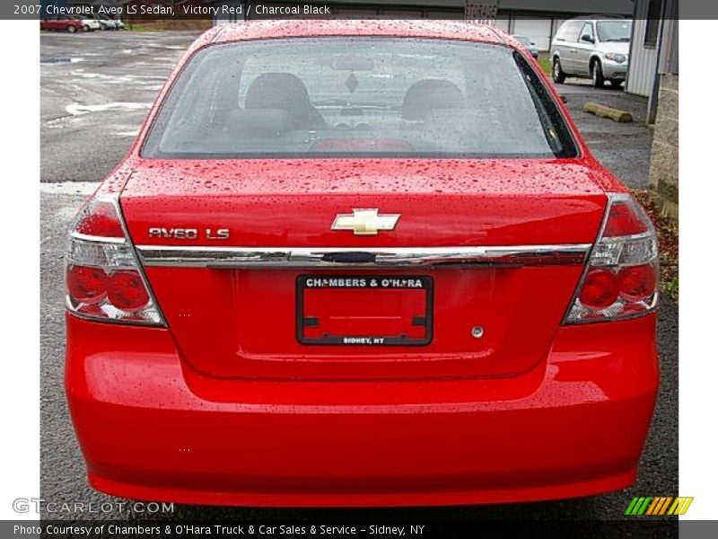 Victory Red / Charcoal Black 2007 Chevrolet Aveo LS Sedan