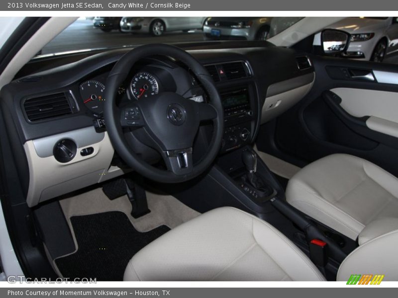 Candy White / Cornsilk Beige 2013 Volkswagen Jetta SE Sedan