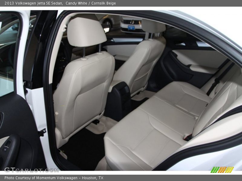 Candy White / Cornsilk Beige 2013 Volkswagen Jetta SE Sedan
