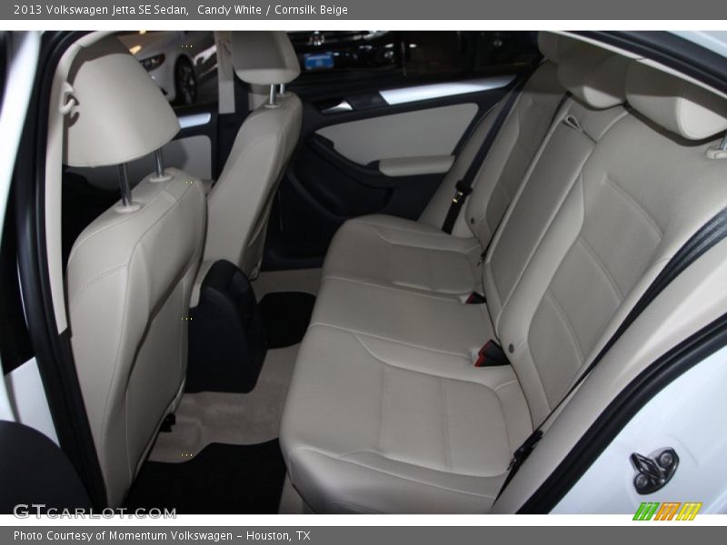 Candy White / Cornsilk Beige 2013 Volkswagen Jetta SE Sedan