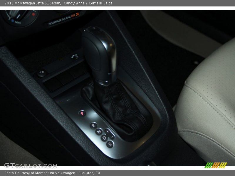 Candy White / Cornsilk Beige 2013 Volkswagen Jetta SE Sedan