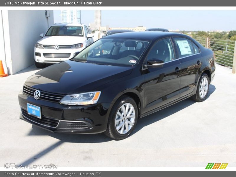 Black Uni / Titan Black 2013 Volkswagen Jetta SE Sedan