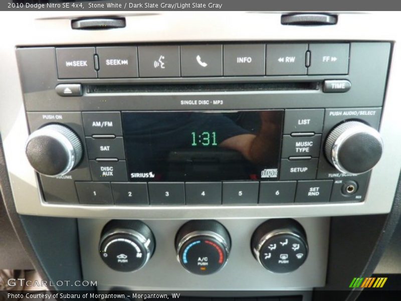 Stone White / Dark Slate Gray/Light Slate Gray 2010 Dodge Nitro SE 4x4