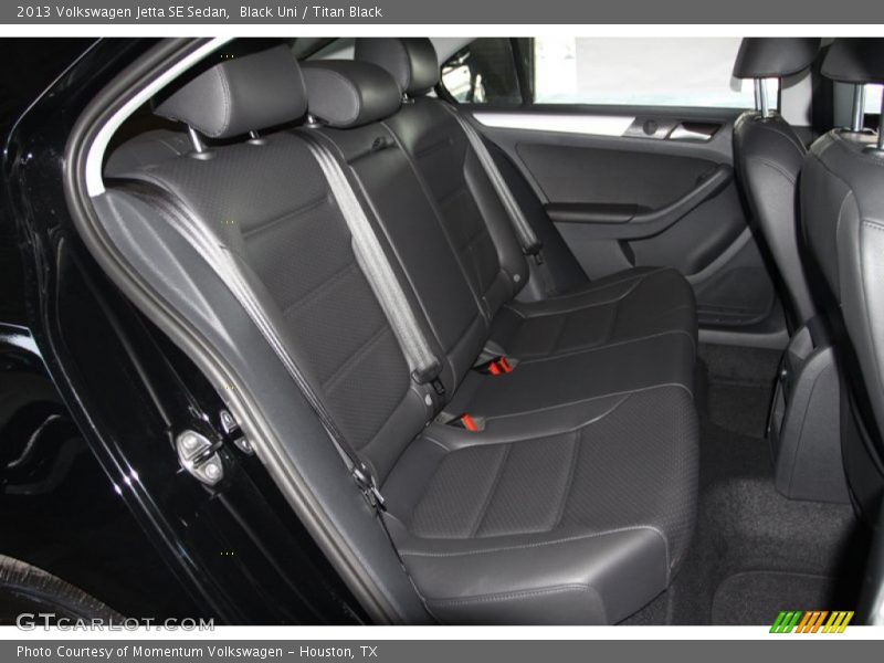 Black Uni / Titan Black 2013 Volkswagen Jetta SE Sedan