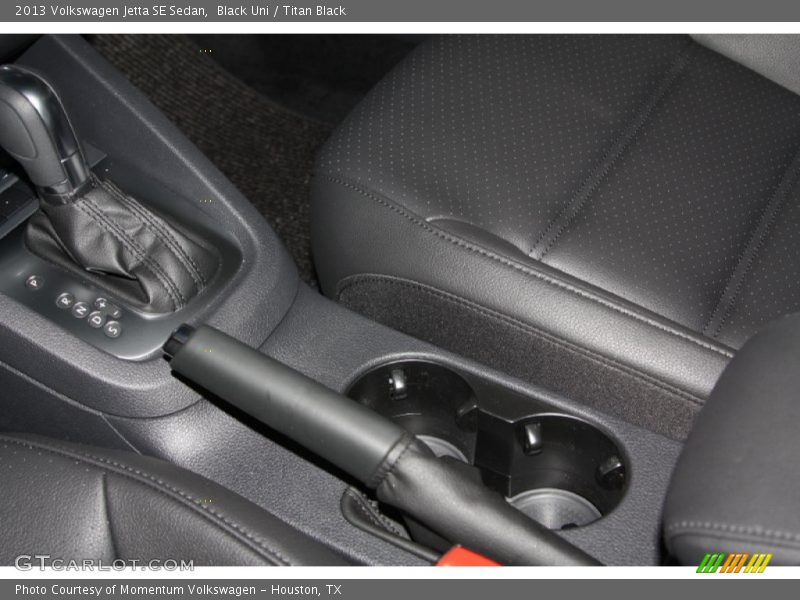 Black Uni / Titan Black 2013 Volkswagen Jetta SE Sedan