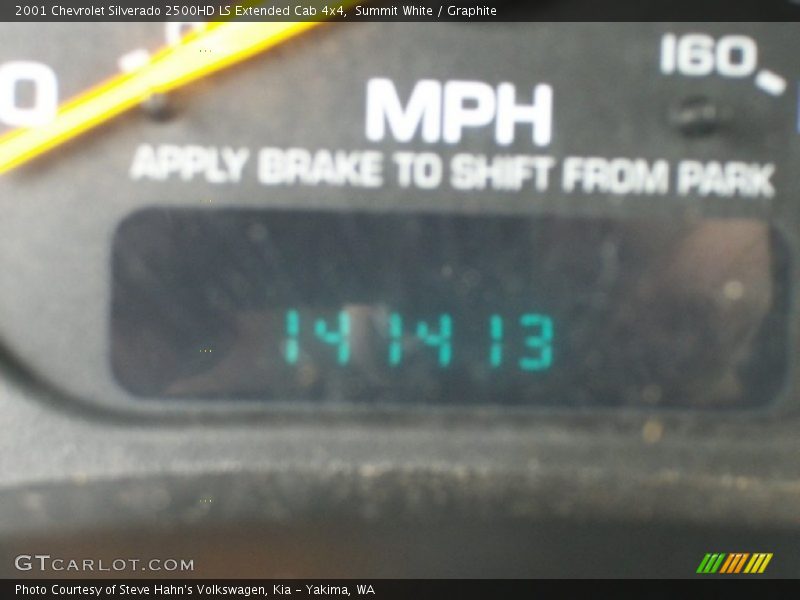 Summit White / Graphite 2001 Chevrolet Silverado 2500HD LS Extended Cab 4x4
