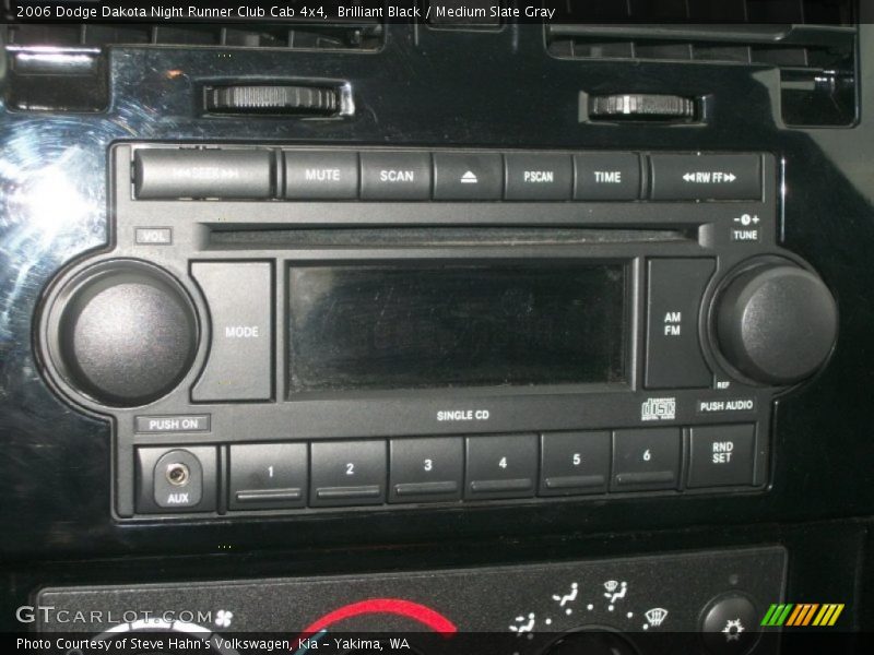 Audio System of 2006 Dakota Night Runner Club Cab 4x4