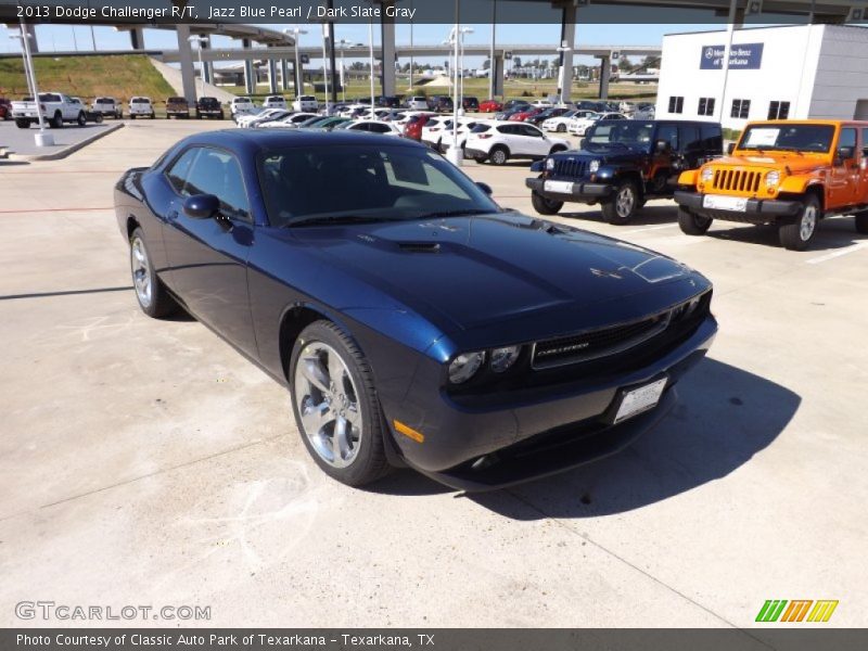 Front 3/4 View of 2013 Challenger R/T