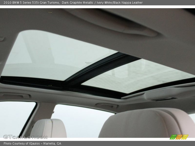 Sunroof of 2010 5 Series 535i Gran Turismo