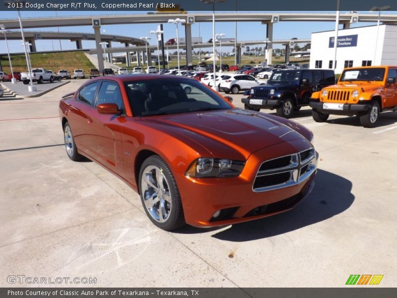 Front 3/4 View of 2013 Charger R/T Plus