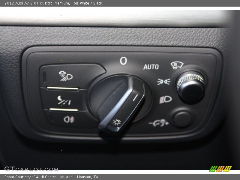 Controls of 2012 A7 3.0T quattro Premium