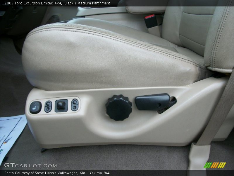 Front Seat of 2003 Excursion Limited 4x4