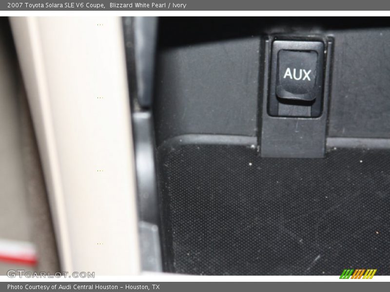 Blizzard White Pearl / Ivory 2007 Toyota Solara SLE V6 Coupe