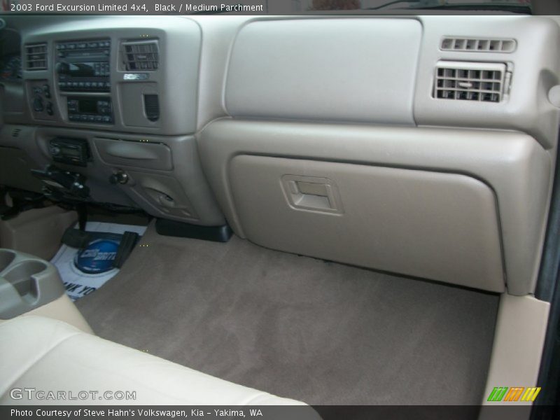 Black / Medium Parchment 2003 Ford Excursion Limited 4x4