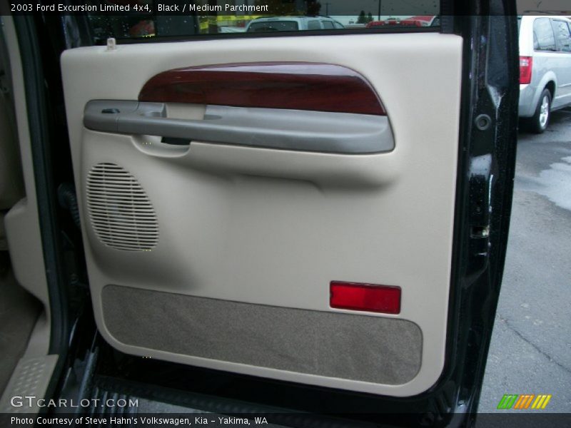 Black / Medium Parchment 2003 Ford Excursion Limited 4x4