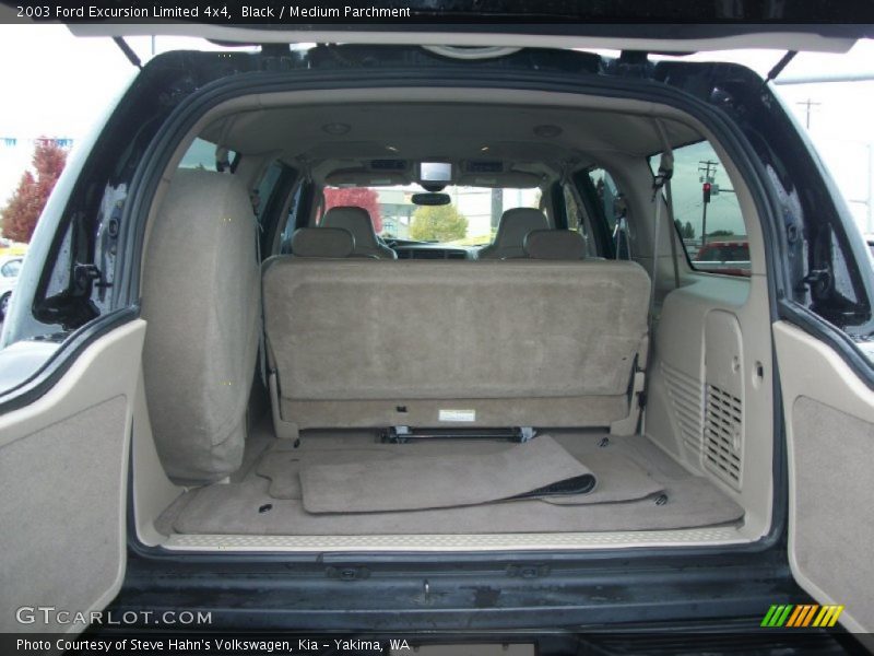  2003 Excursion Limited 4x4 Trunk