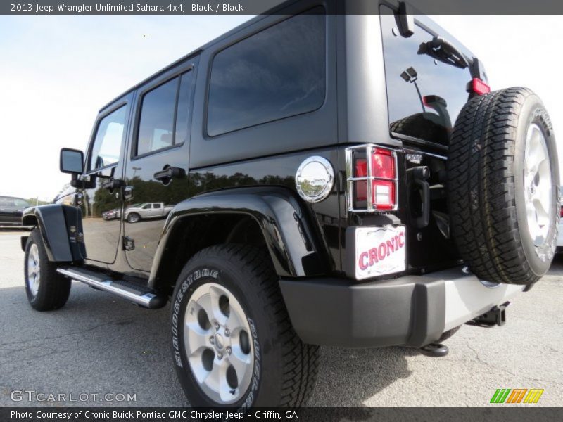 Black / Black 2013 Jeep Wrangler Unlimited Sahara 4x4