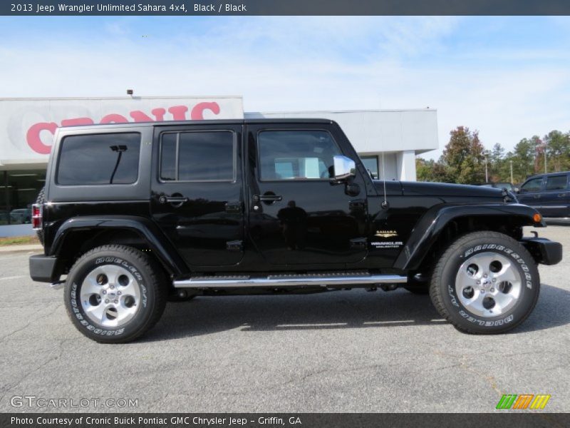 Black / Black 2013 Jeep Wrangler Unlimited Sahara 4x4