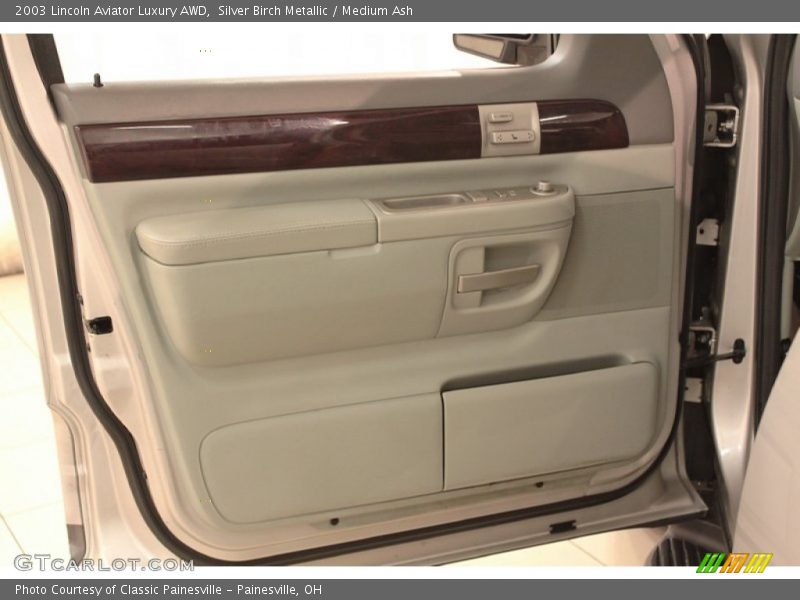 Silver Birch Metallic / Medium Ash 2003 Lincoln Aviator Luxury AWD
