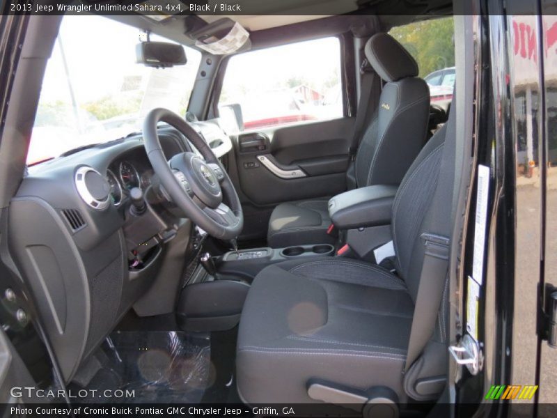 Black / Black 2013 Jeep Wrangler Unlimited Sahara 4x4