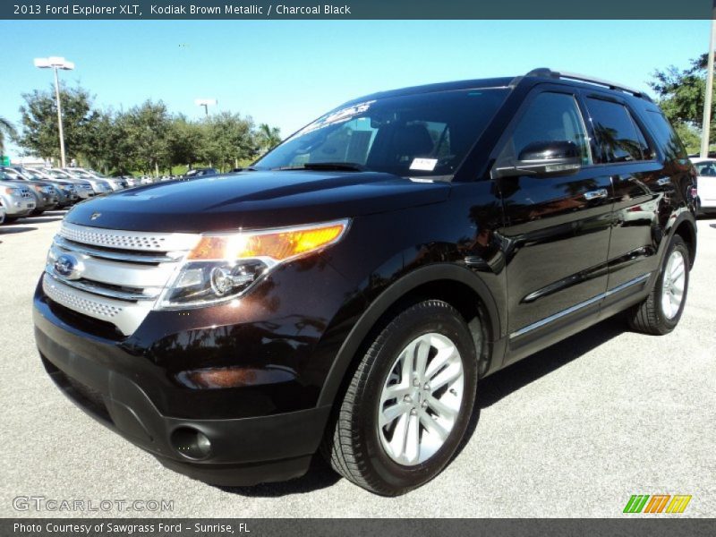 Kodiak Brown Metallic / Charcoal Black 2013 Ford Explorer XLT