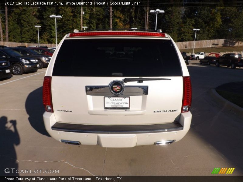 White Diamond Tricoat / Cocoa/Light Linen 2013 Cadillac Escalade Platinum