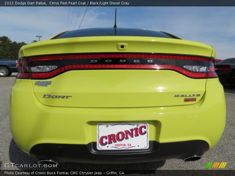 Citrus Peel Pearl Coat / Black/Light Diesel Gray 2013 Dodge Dart Rallye