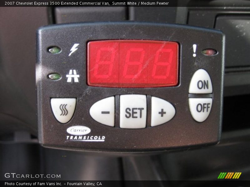 Summit White / Medium Pewter 2007 Chevrolet Express 3500 Extended Commercial Van