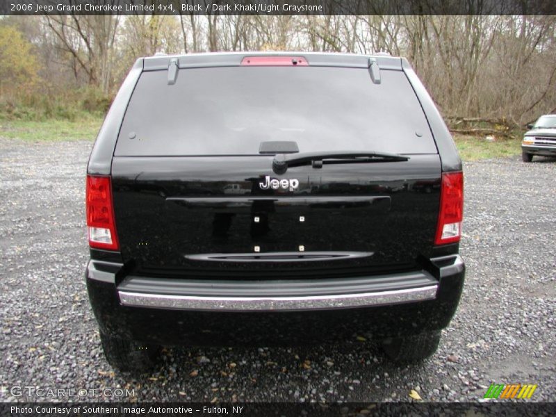 Black / Dark Khaki/Light Graystone 2006 Jeep Grand Cherokee Limited 4x4