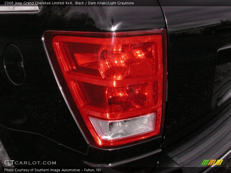 Black / Dark Khaki/Light Graystone 2006 Jeep Grand Cherokee Limited 4x4