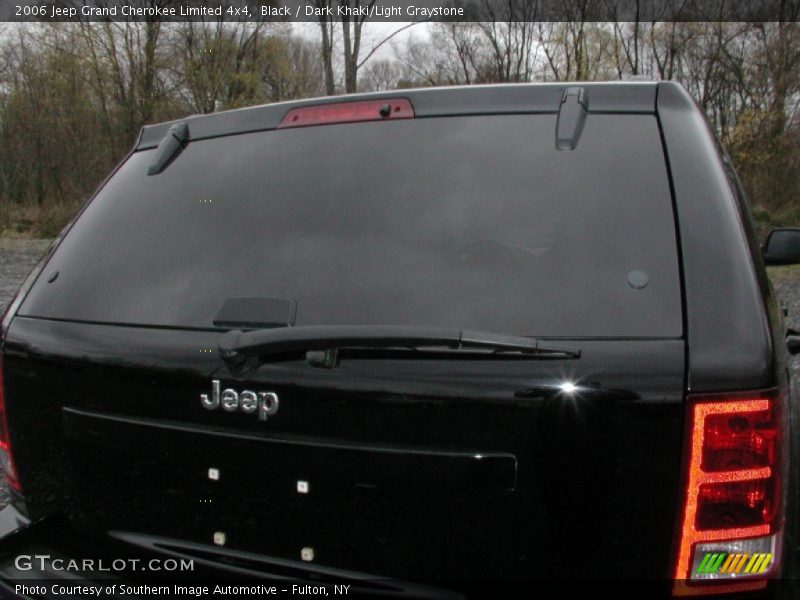 Black / Dark Khaki/Light Graystone 2006 Jeep Grand Cherokee Limited 4x4