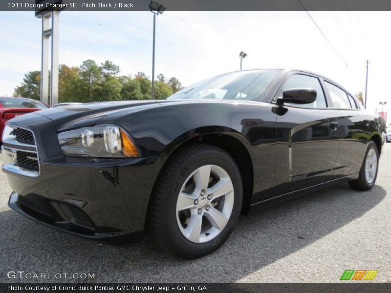Pitch Black / Black 2013 Dodge Charger SE