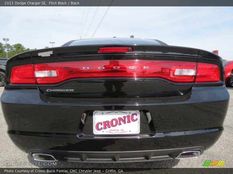 Pitch Black / Black 2013 Dodge Charger SE
