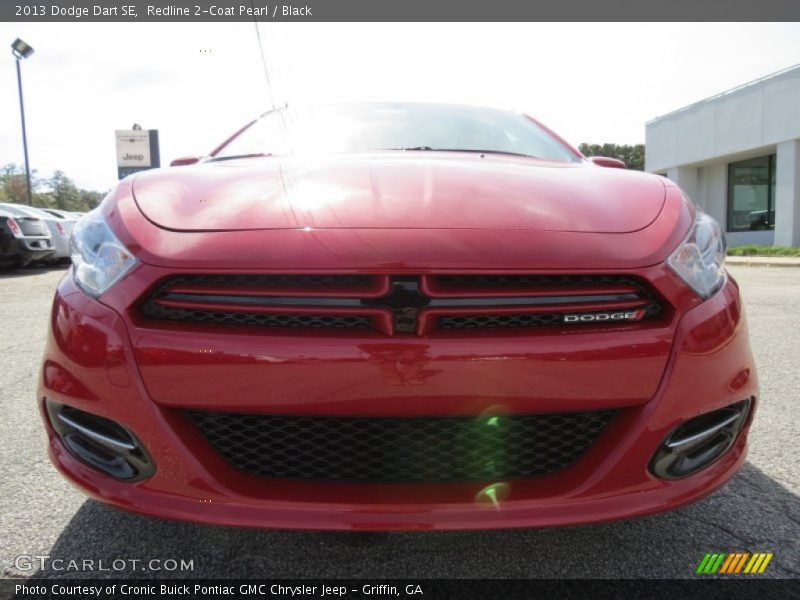 Redline 2-Coat Pearl / Black 2013 Dodge Dart SE