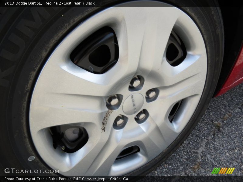Redline 2-Coat Pearl / Black 2013 Dodge Dart SE