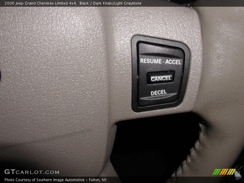 Black / Dark Khaki/Light Graystone 2006 Jeep Grand Cherokee Limited 4x4